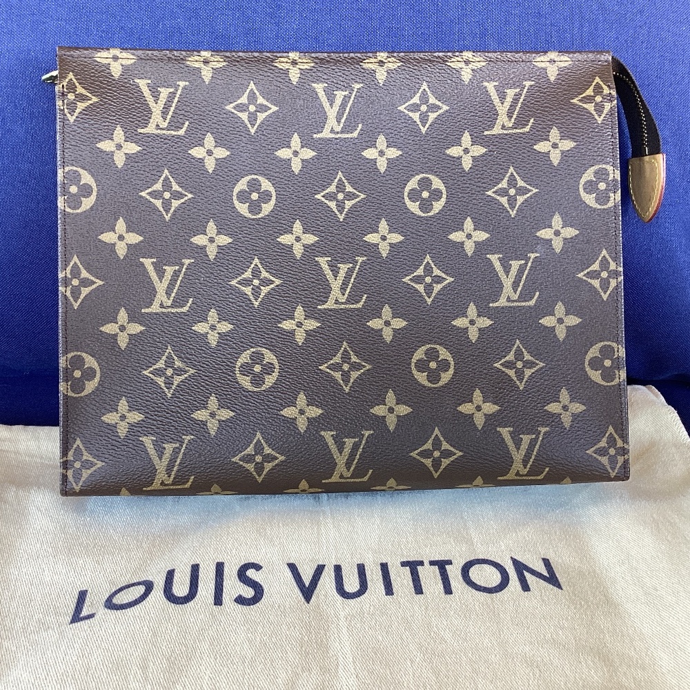 Louis Vuitton Monogram Toiletry Pouch 26